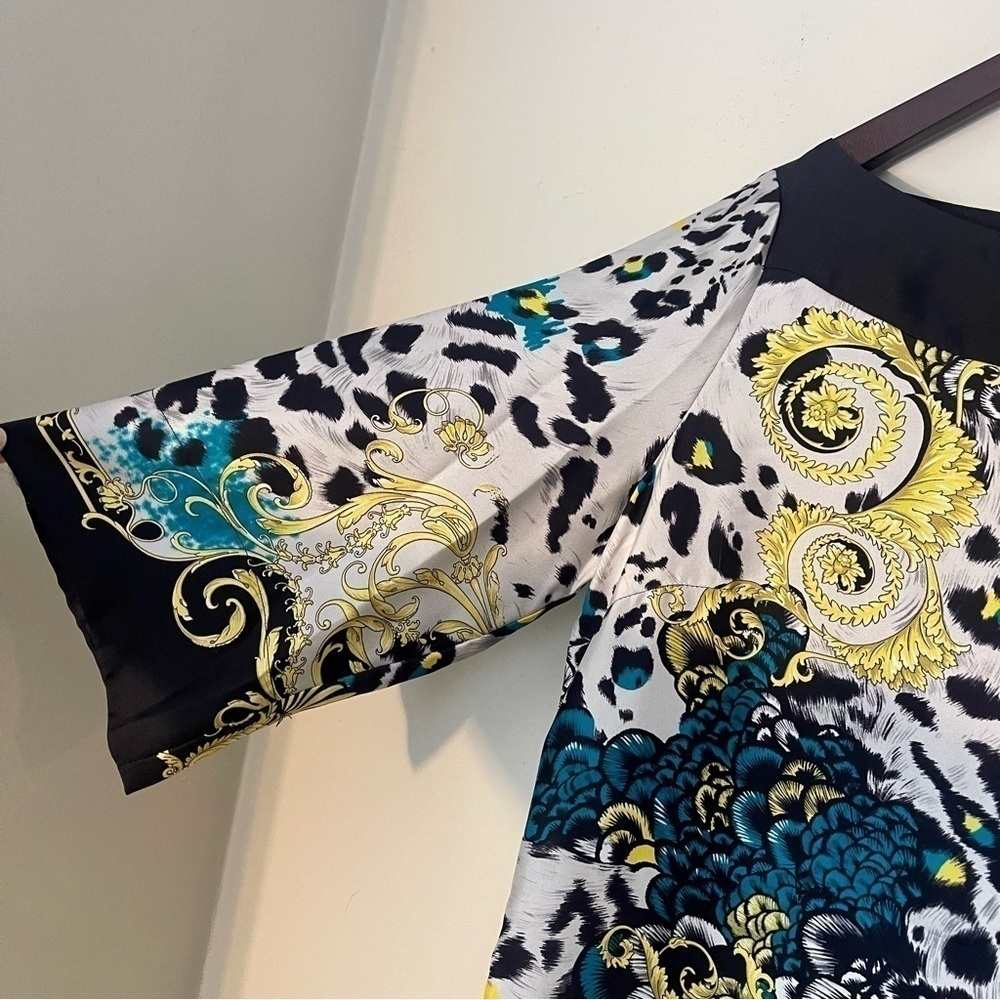 Versace - Picture 4 of 16